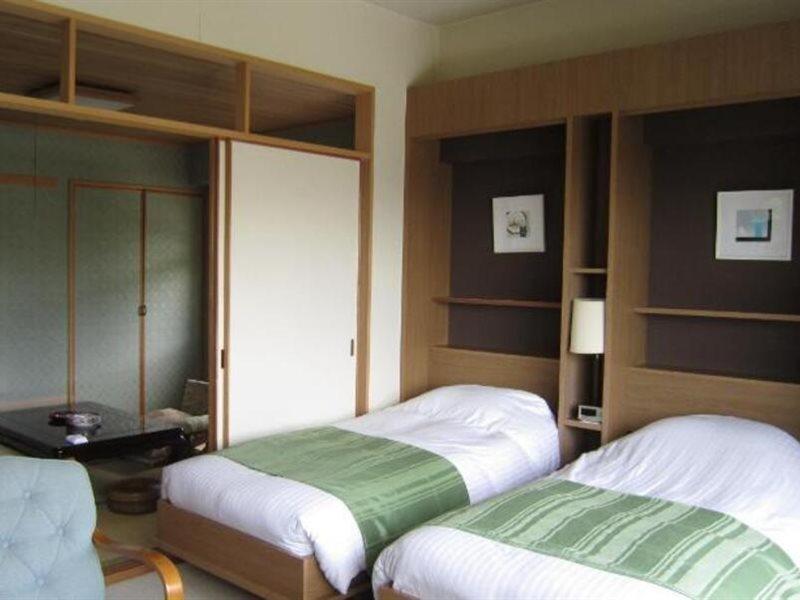 Hotel Spax Kusatsu Kusatsu  Bagian luar foto